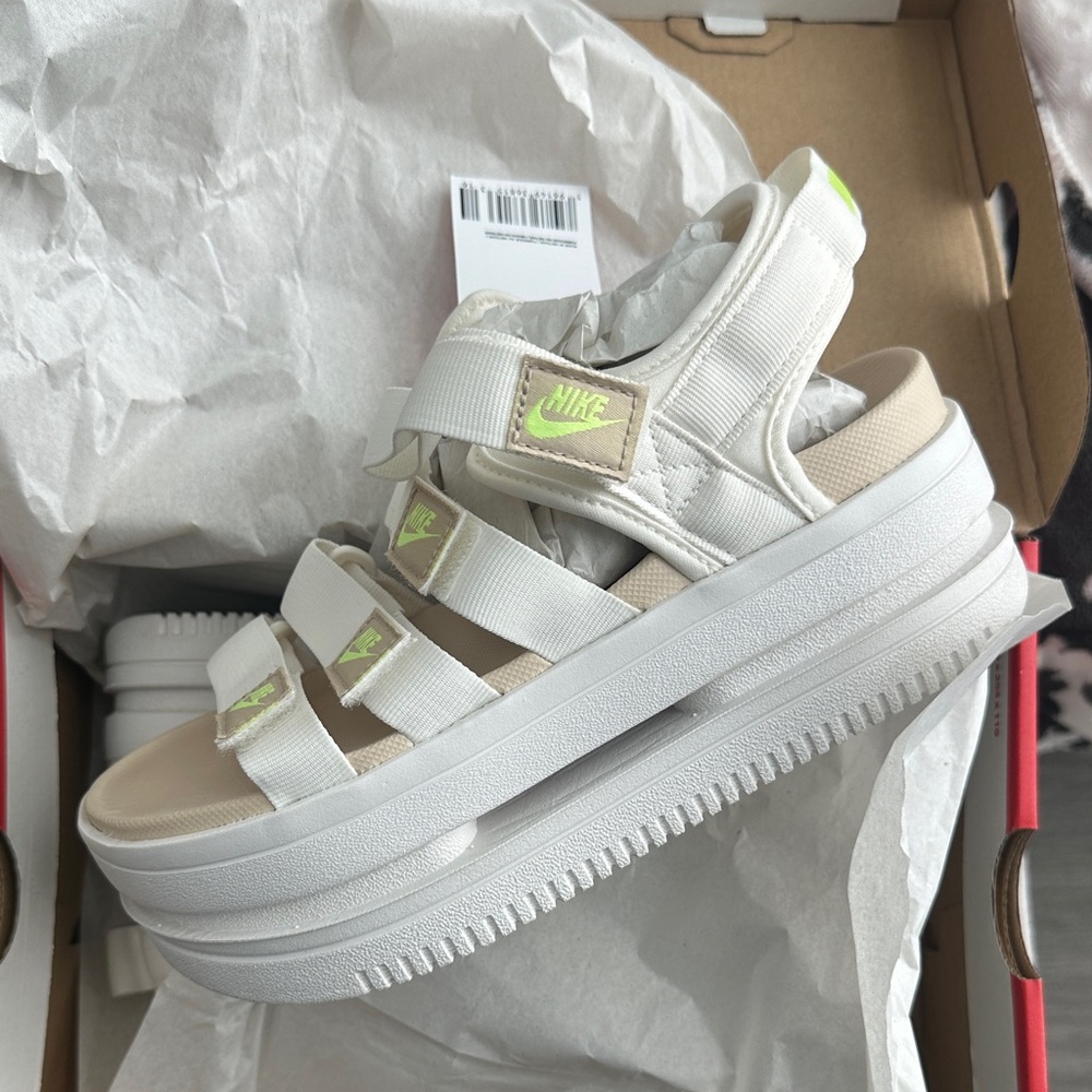 Brand New Nike Platform Sandals
